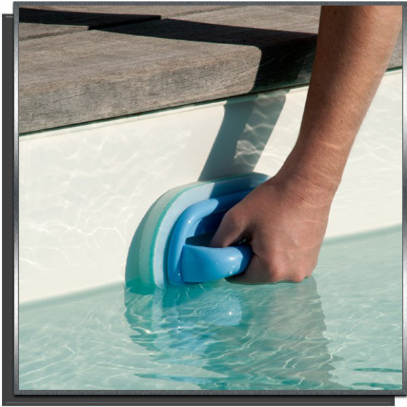 Gamme d'accessoires de nettoyage et d'entretien de la piscine Bayrol., Equipement & entretien